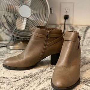 Vionic Booties